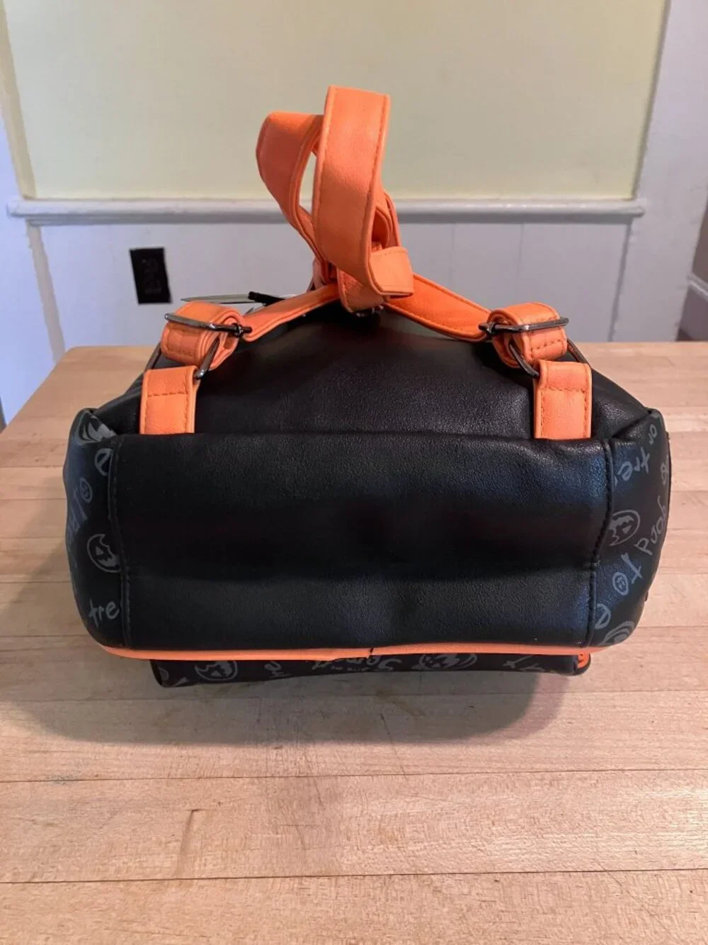 Trick R Treat Unisex Sam Halloween Hot Topic Mini Backpack Black Orange HA NWT